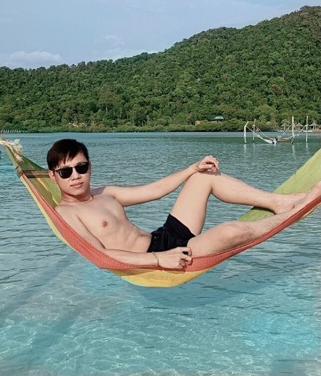 over 50 onlyfans free nude pictures