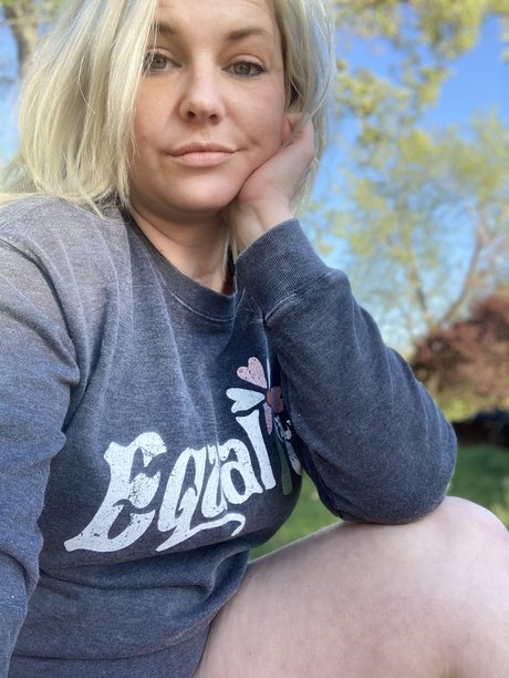 Dicksonmama nice actress image