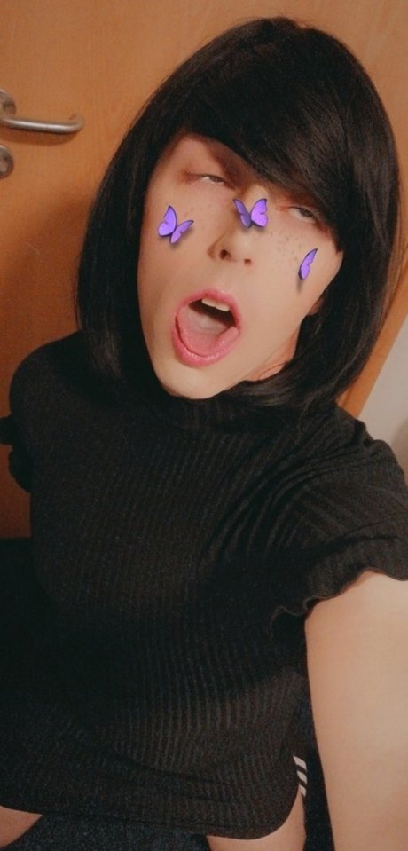 Yaz Femboi Loser Gooner model xxx image