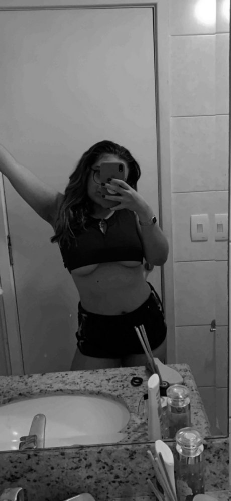 Lari_ pornstar nice photo