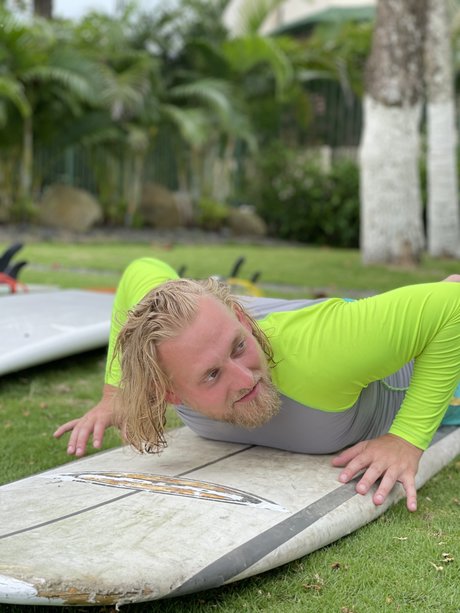 Surfs up erotic pornstar pics