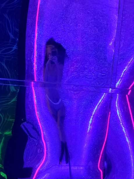 Mixie Marie_ nudes actress picture