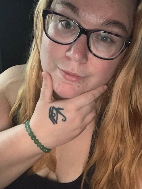 Freaky Latina_ model sexy img