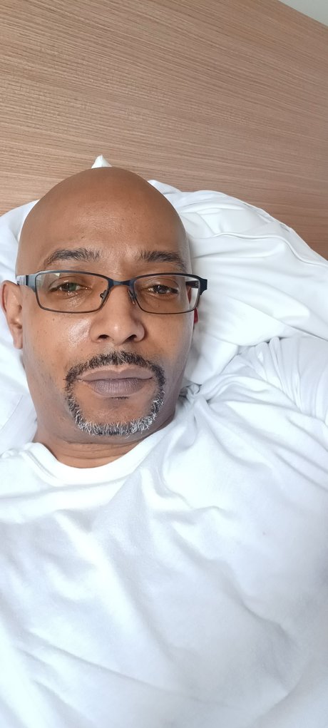 Supreme Johnson hd model photos