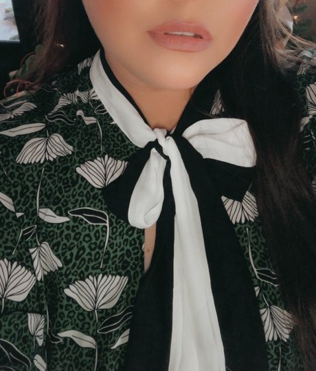 EverythingBites01 xxx actress pic