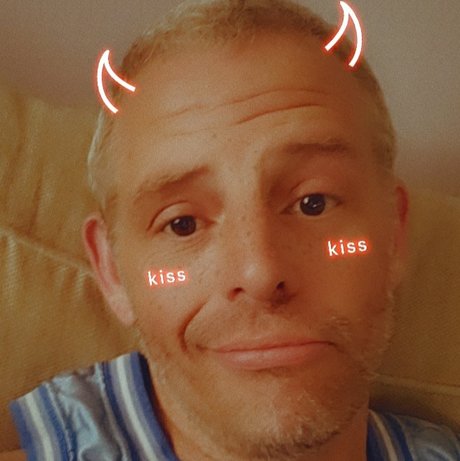 YoursTruly erotic pornstar image