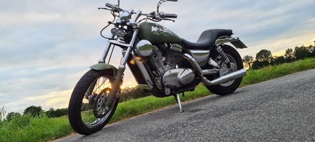 Sawdust BK model sex photos