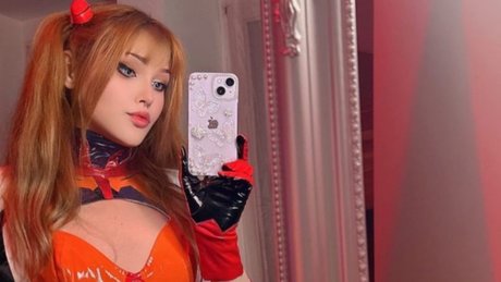 Holly Violet pretty model pictures