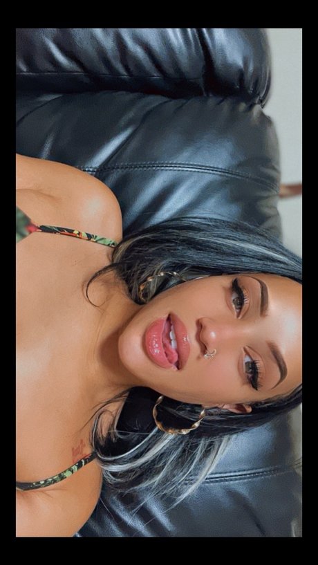 Yenna53 xxx pornstar pic