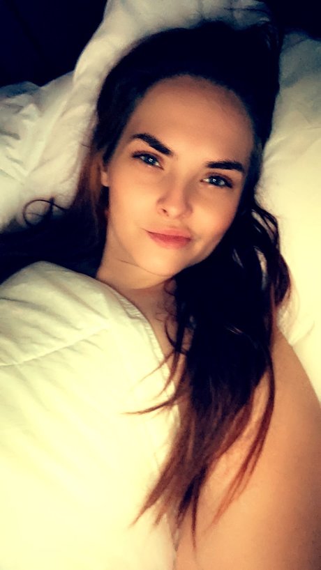 u9805384 art actress picture