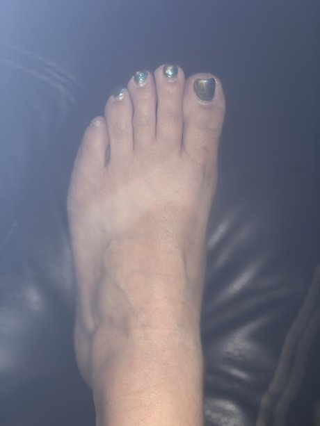 Sara Divine adult star images