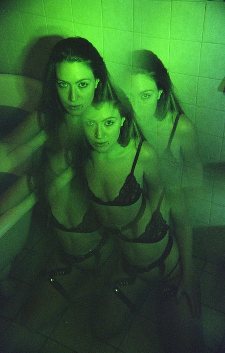 Lil Fox star xxx galleries