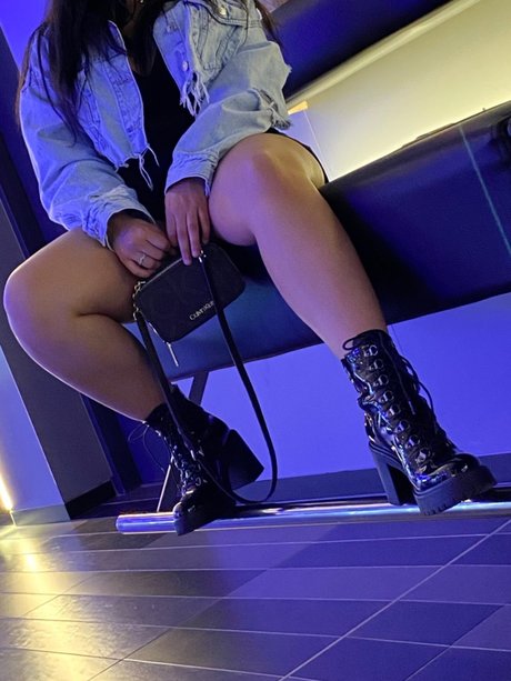 Liliangel top star pic