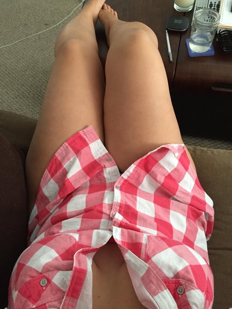 JasonsDisobedientWife erotic star archive