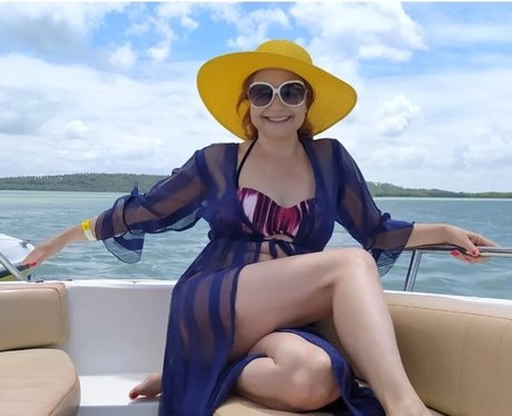 Kinky Luh beautiful star image