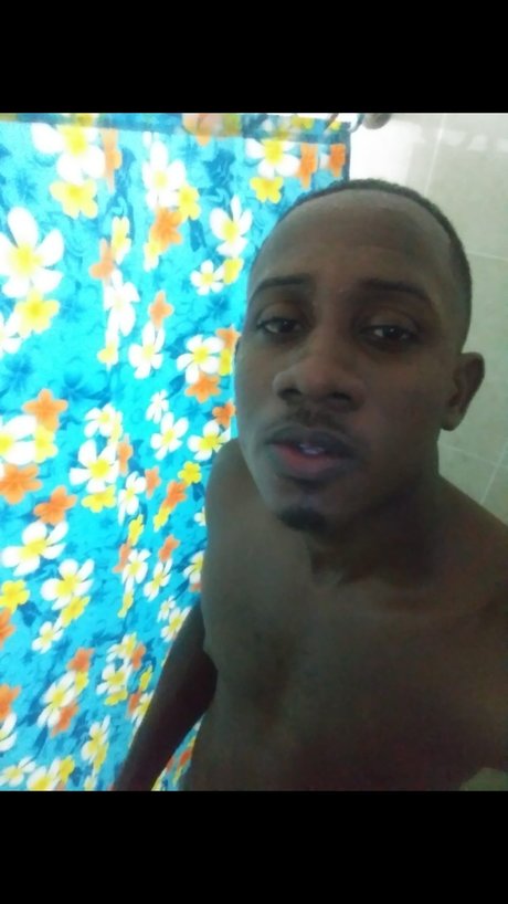 Sheldon Bucknor model nudes gallery