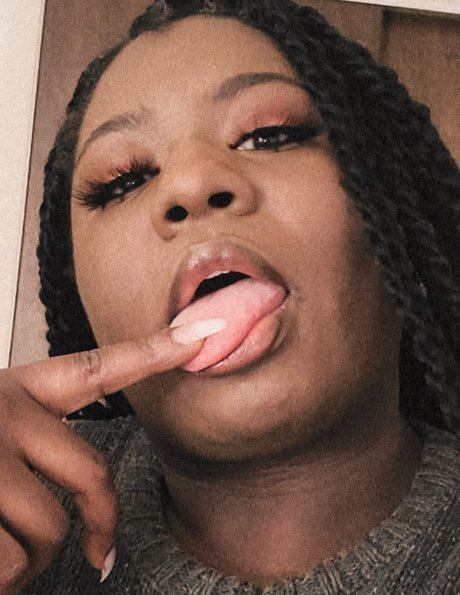 pretty ebony onlyfans sex archive