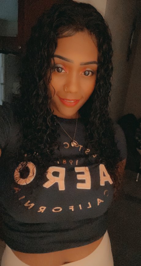 Jessica Gunn star free pictures