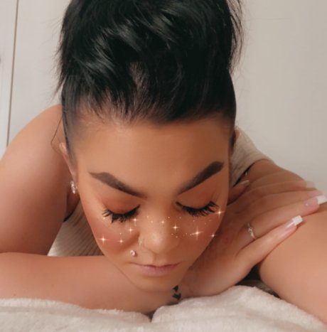 Beautifully Secretive Bella Blair pretty pornstar picture