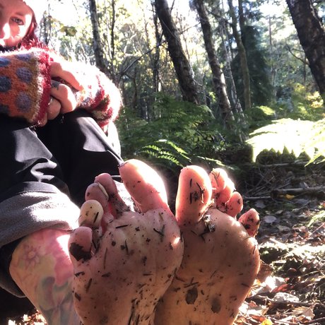 TruNatureFeet pornographic model photo