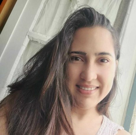 Merypereira model art picture