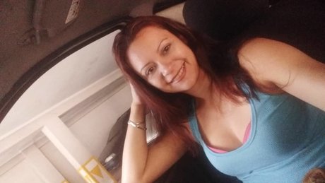 PinkDiamond exclusive model photo