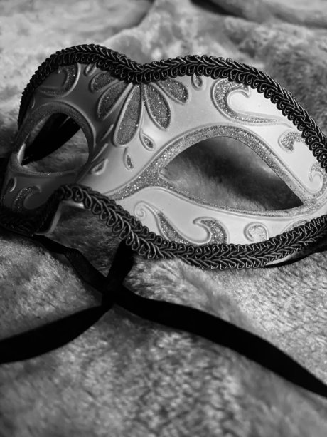 Ariana Lee star galleries