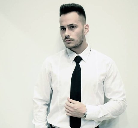 Sexy Muscle naked model galleries