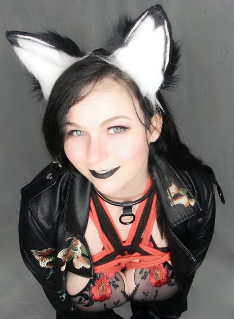 Hellfox model nice photo