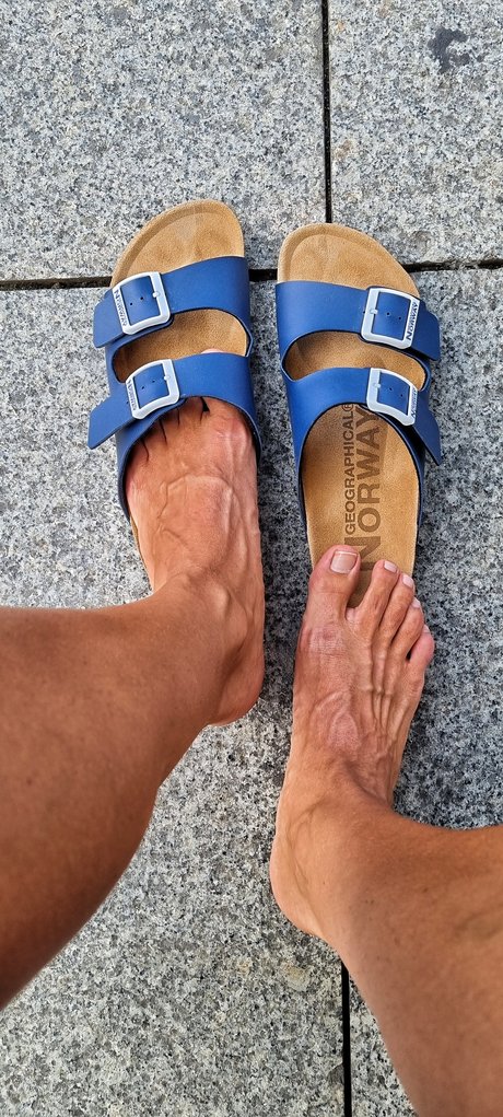 Pies de Acero high quality star pic