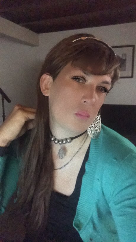 rominita hot actress archive