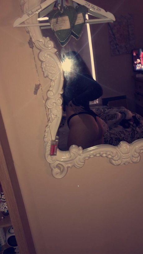 _tay pornstar hot pic