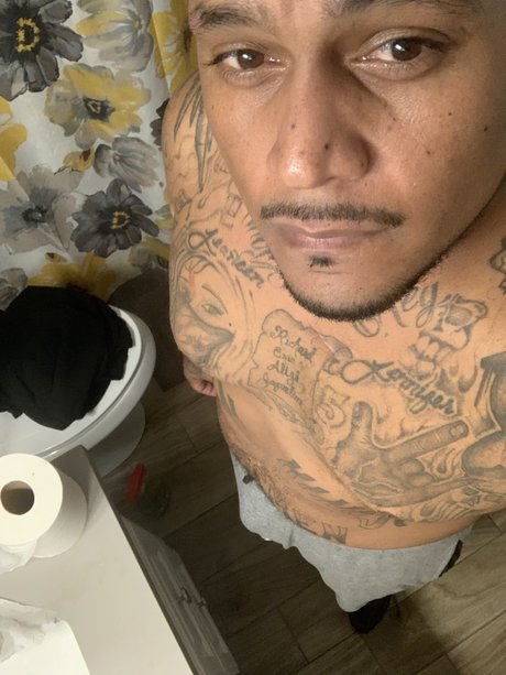 Your Papi model free galleries