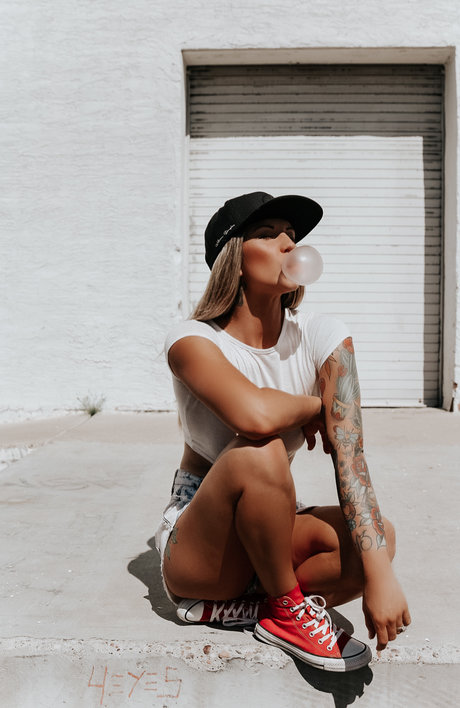 MISTRESS OF THE HOUSE exclusive actress pic