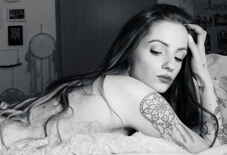 Sabriiina Gr sex pornstar archive