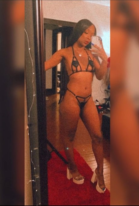 Some Elsee beautiful actress photo