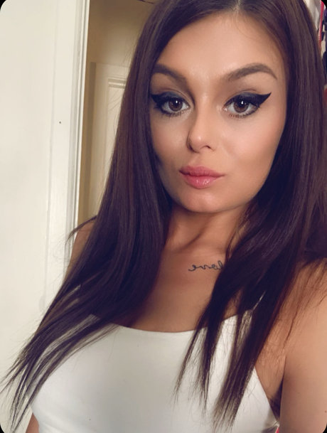 _TORI LYNN_ model hot image