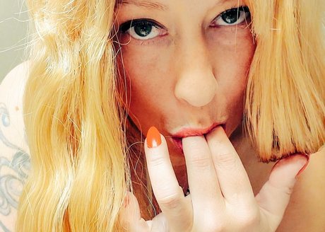 Liana the Italian Stallion_ erotic actress images