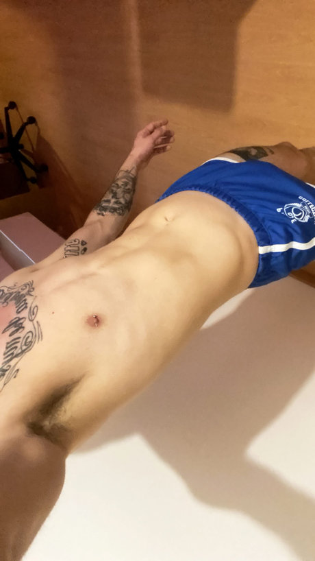 Franky_ exclusive model picture