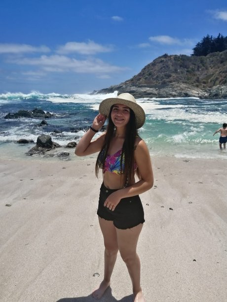 camila pretty pornstar pic