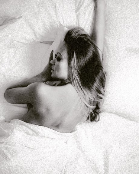 Veronika Vieira high quality actress gallery