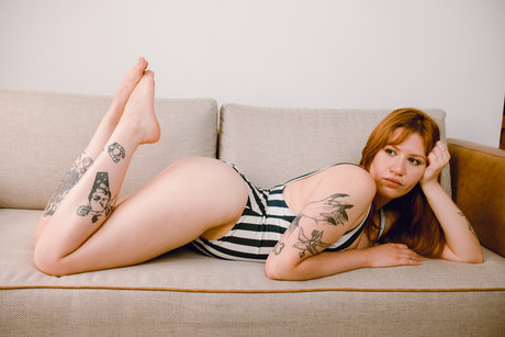 Sattine FREE star art photo