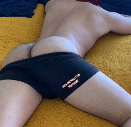 tropizaddy xxx model image