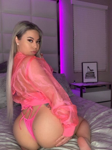 Valerie Dawn erotic star pictures