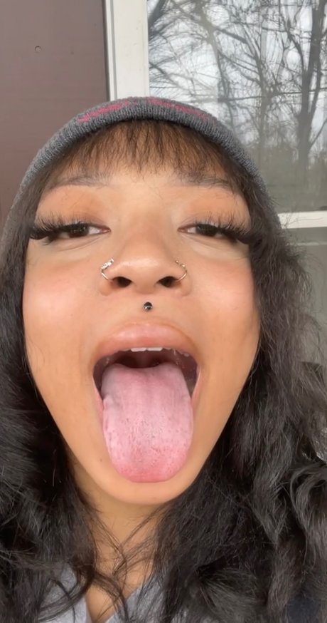 Magiin pornstar beautiful photo