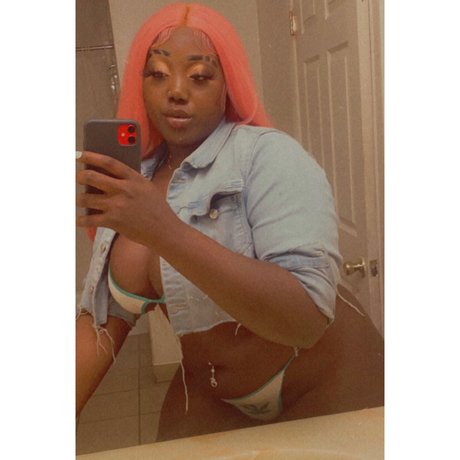 Royal Mulaah nudes star archive