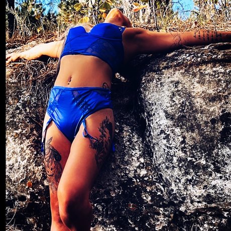 Jes Ross best model picture