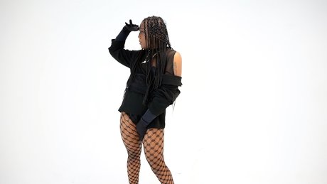 Yum_ model pornographic img