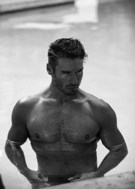 Timo Nu ez nudes actress image