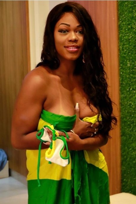 sumoreno pornographic star photos